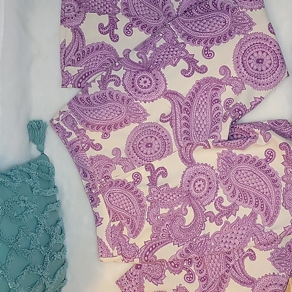 NWT Urban Outfitters Womens Paisley Pants - Picture 7 of 7